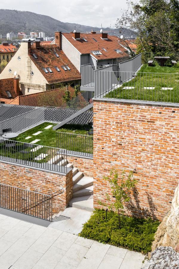 Kai 36 - Hotel Zwischen Fels Und Fluss Graz Exterior foto The roof terrace